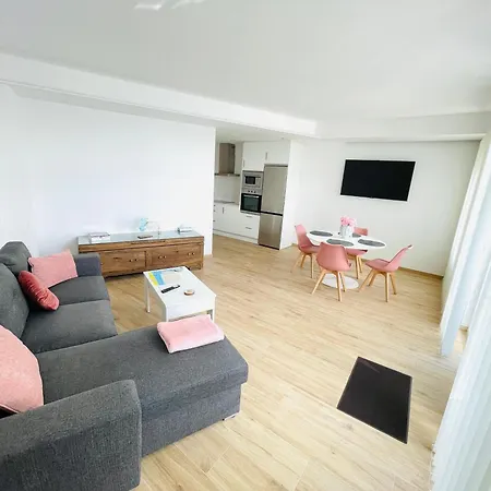 Sea Breeze Apartament